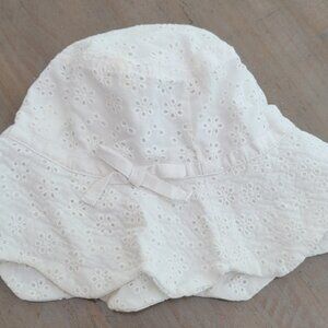 Baby Gap Sunhat, White, Size M/L
